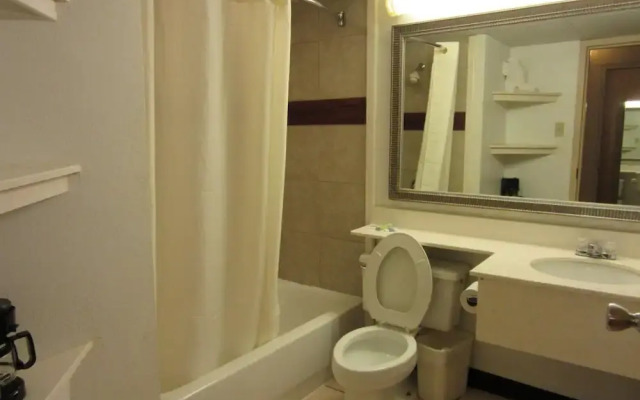 Ramada by Wyndham DFW Airport