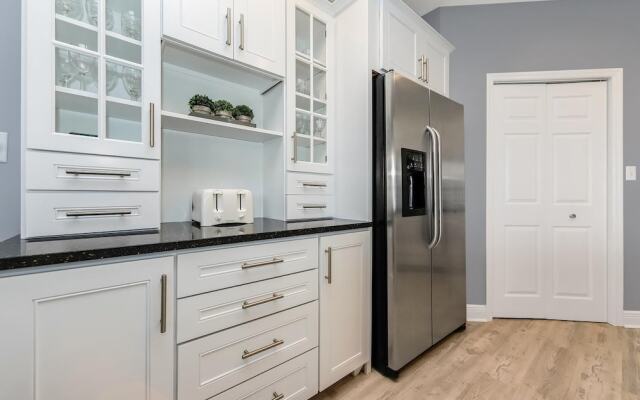 Northshore 960/960A* (2G) - 3BR 3BA - (8)