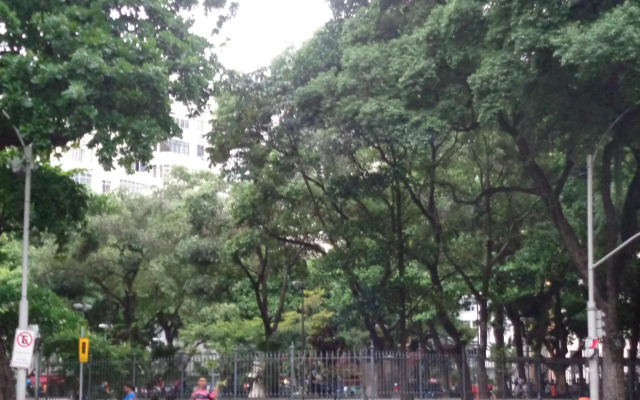 Lindo e Barato, Av Copacabana 479/301