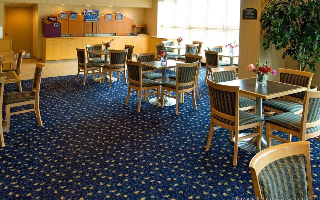Holiday Inn Express Toronto - North York by IHG