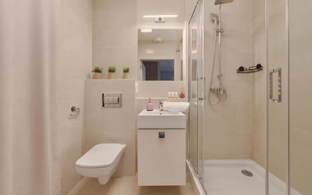 Krakowska Apartment by Renters Prestige