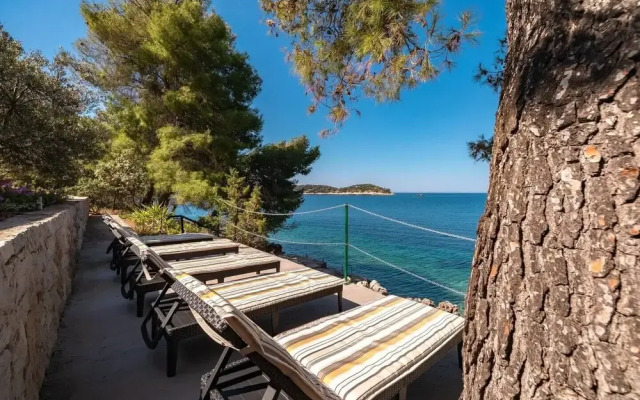 Momento - Peaceful Resort - H
