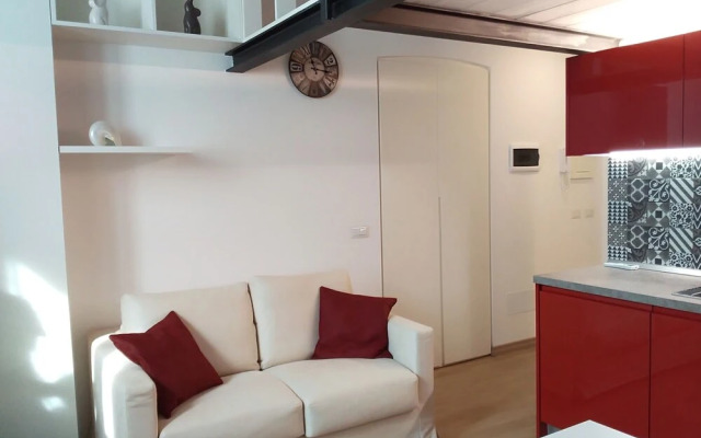 Kibilu - Viale Bligny Red