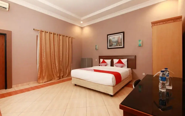 Hotel Syariah Aceh House by OYO Rooms