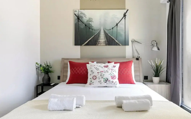 Zeni Stylish Studio W Balcony in Athens