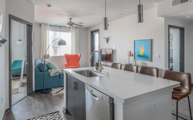 Luxe Apartments In Tempe By Wanderjaunt
