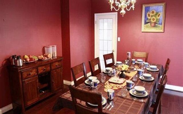 Camilla House Bed & Breakfast