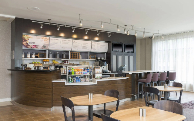 Courtyard Louisville Downtown