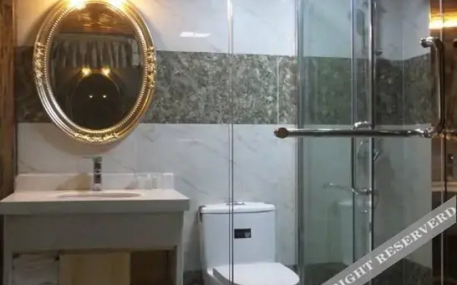 Yawang Business Hotel