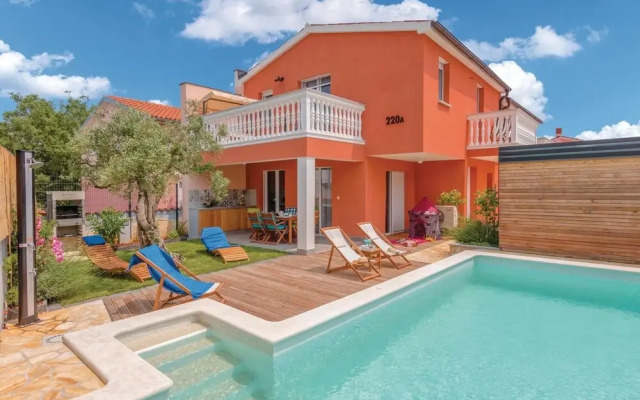 Stunning Home in Barbariga With 2 Bedrooms, Wifi and Outdoor Swimming Pool
