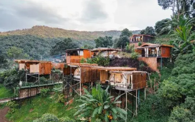 MonLomNao Homestay