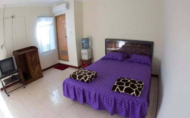 Crown Guest House