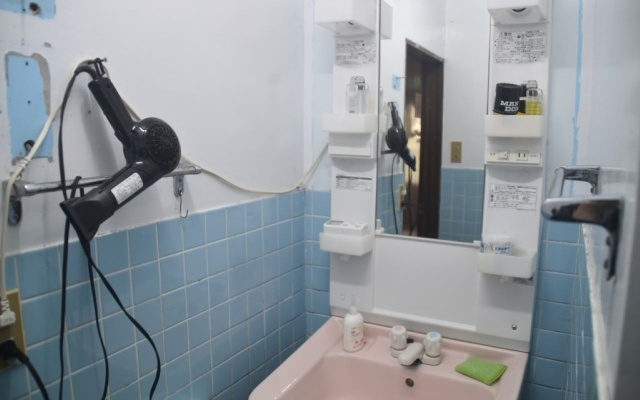 Tokunoshima Guest House Minatoya – Bathroom – Tokunoshima