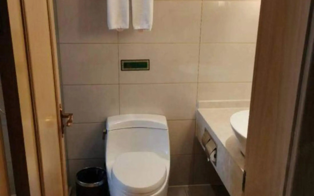 Huaiyan Hotel
