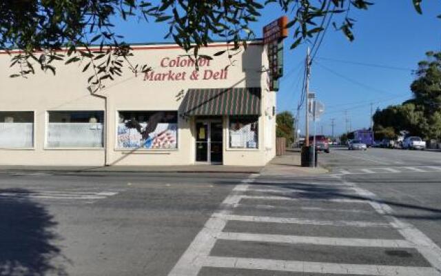 Colombi Studios And Suites