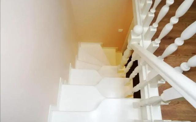 Apartments on the street of Southern cultures 10A