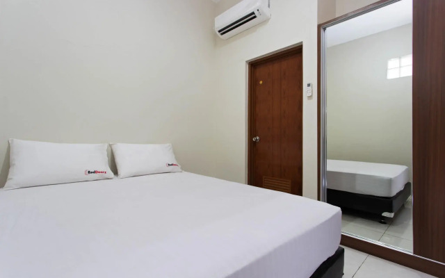 RedDoorz Near Cengkareng Airport