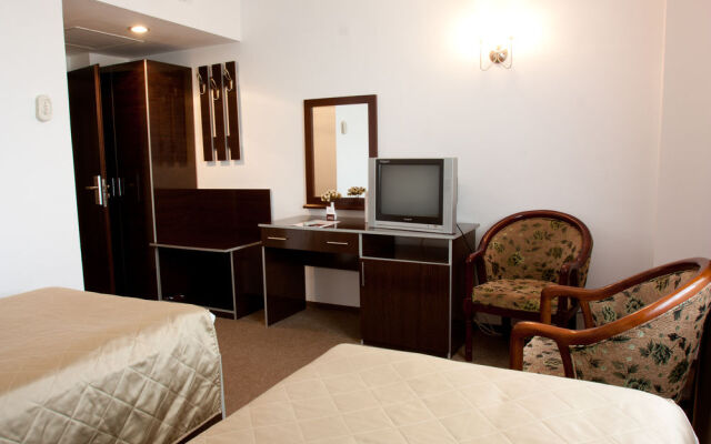 Hotel Denisa Otopeni