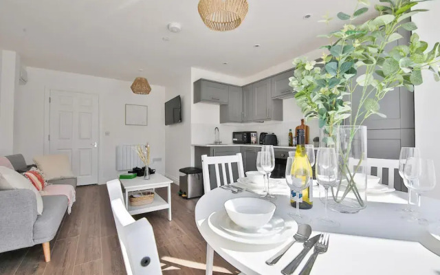 Spacious Apartments with Private Parking