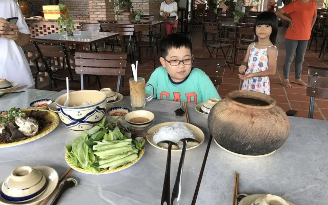 Bau Bi Mini Farmstay Mekong - Tien Giang