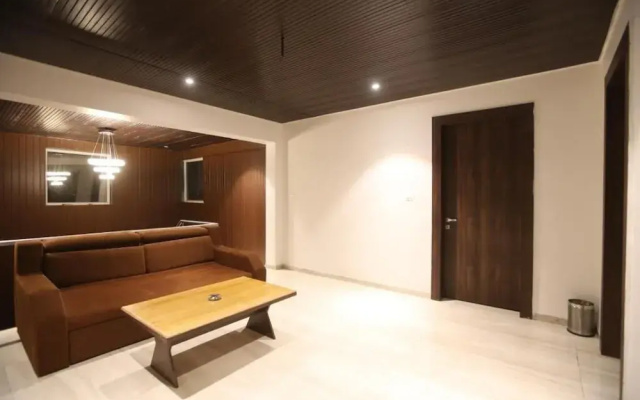 Sky Taj Villa 5 BHK