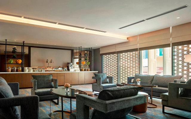 Hotel Stripes Kuala Lumpur, Autograph Collection