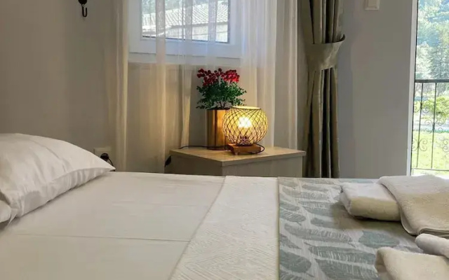 Bybassios Hotel