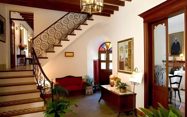 Hotel S'Ardeviu