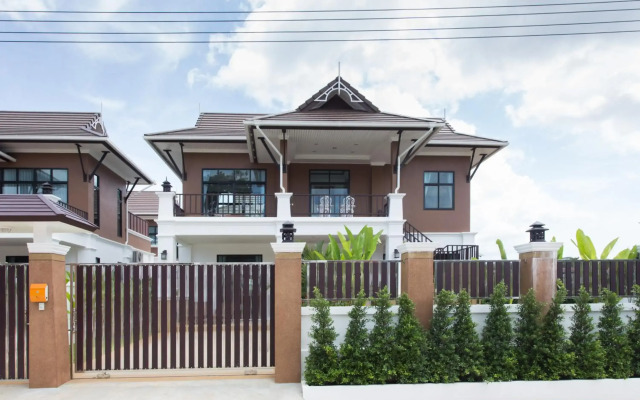 The Best Aonang Villas