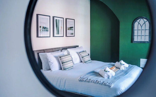 129 Walthall St Crewe