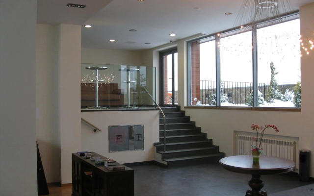 Hotel Obaga Blanca