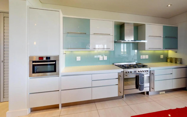 Stamford on Sea by Top Destinations Rentals