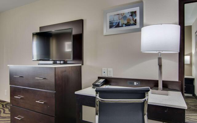 Quality Inn & Suites Athens University Area