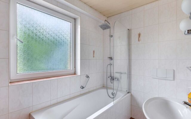 Cosy Apartment in Dresden With Balcony and Swimming Pool