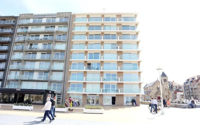 Apartment in Nieuwpoort With Garden