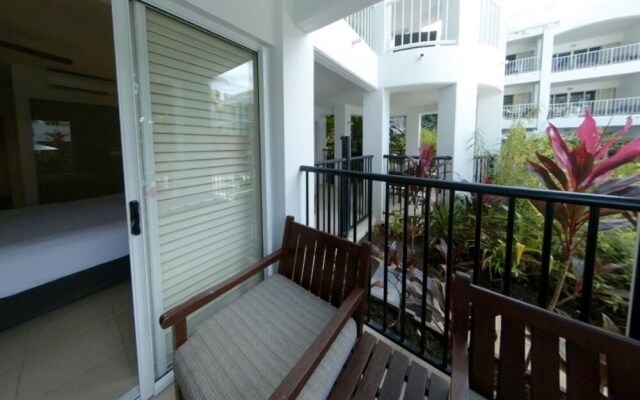 4111 Beach Club Direct Pool Access