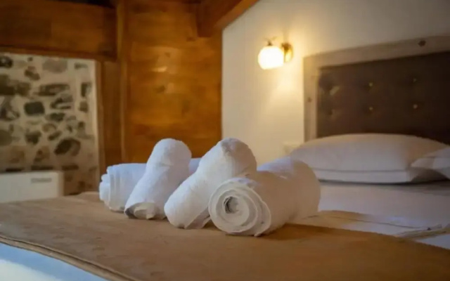Hotel Kapllani