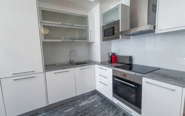 Fanqueiros Apartment