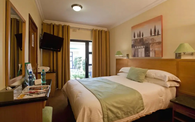 Sentinel Luxury Suite Hotel