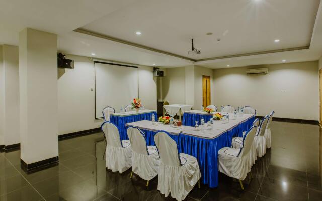 d’Nusa Beach Club and Resort
