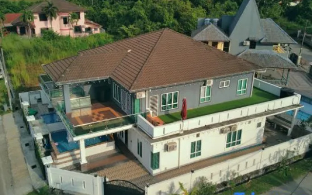 Hideaway Villa 20-46pax 9R9B PRIVATE POOL, KTV, BBQ, ARCADE GAMES, 3min to BEACH – Outside – Port Dickson