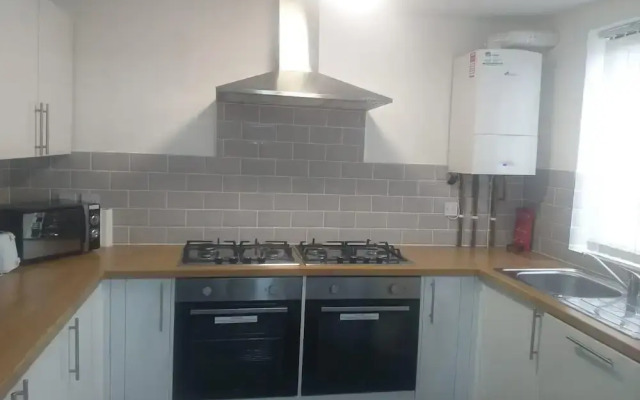 Liverpool 3-bed House - Near City Center