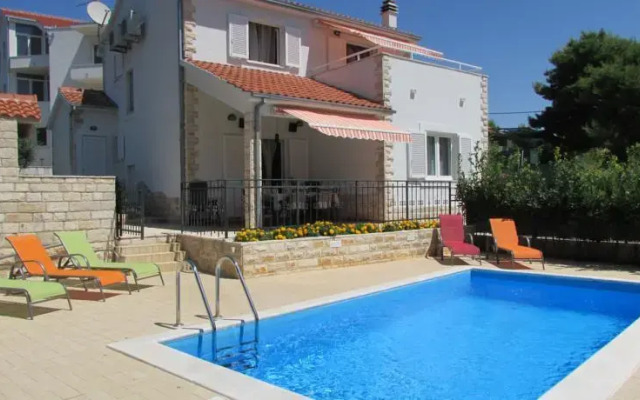 Villa Maslinica