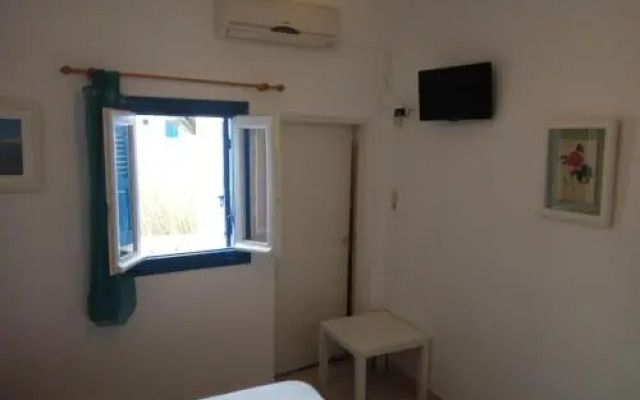 Katerina Yalos Guest House