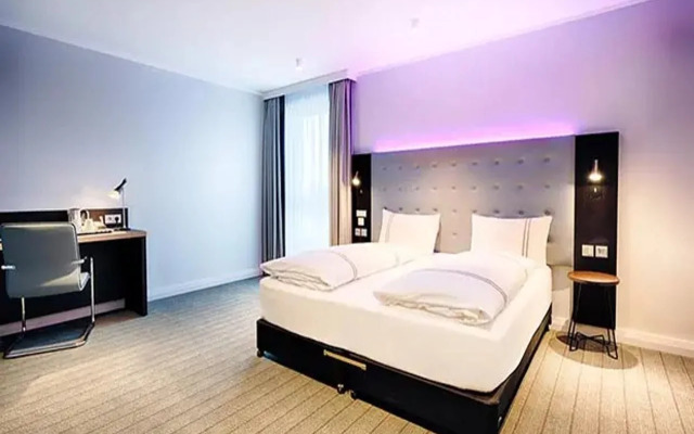 Premier Inn Lübeck City Centre