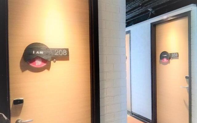 MaxOneHotels.com at Platinum Hayam Wuruk Jakarta