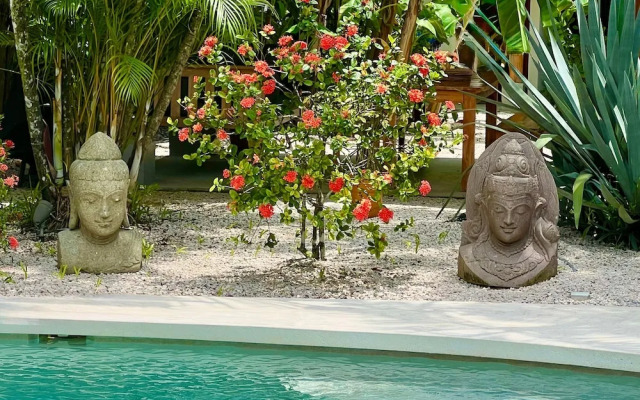 Casa Bonita - 5BR With Pool Walk to Beach