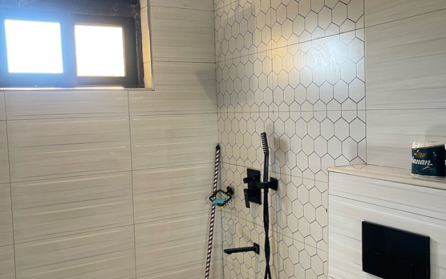 1 Bed Flat - Sleeps 2 - Parking - Wifi