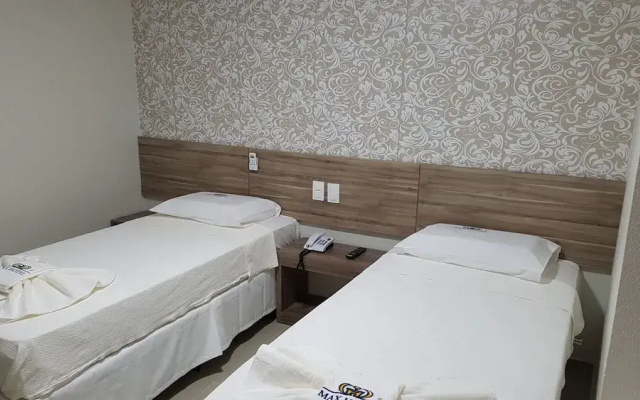 Max Hotel