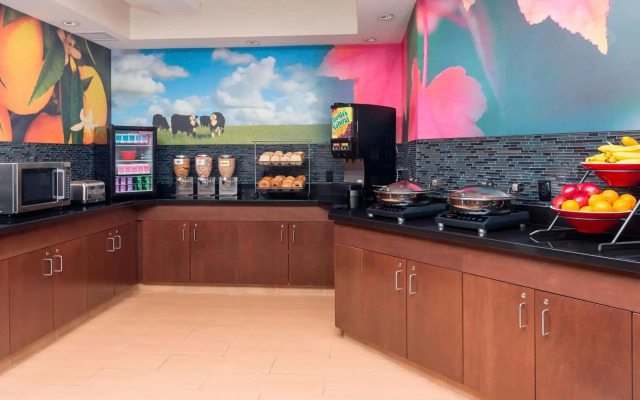 Fairfield Inn & Suites Galesburg